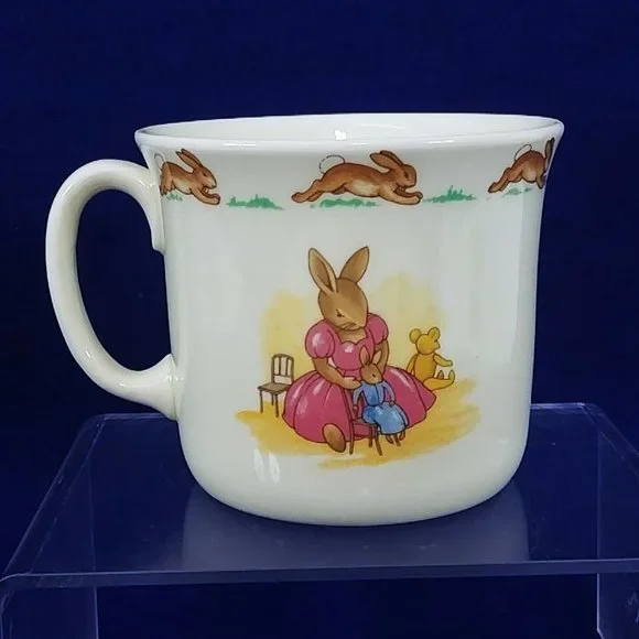Royal Doulton Bunnykins Child's Mug "Doll's House" Pattern Coffee Tea Cup Vtg - Picture 3 of 4